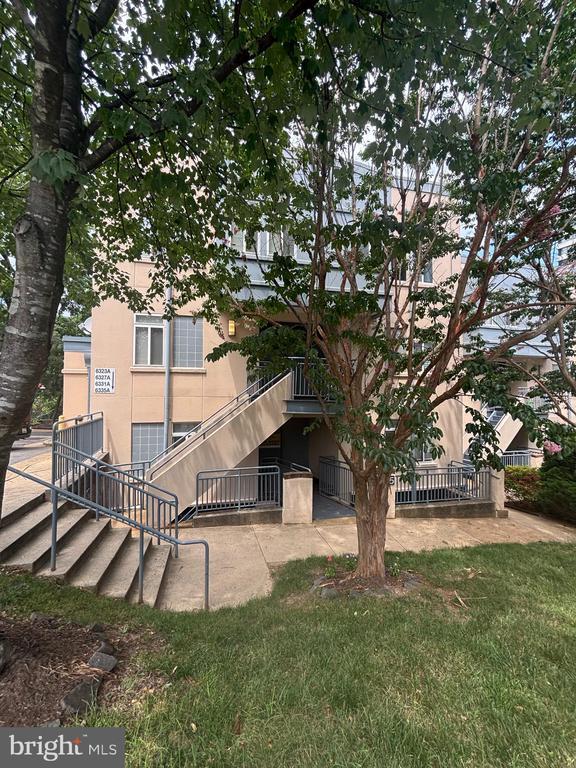Building Photo - 6335 Stevenson Ave