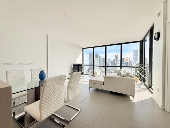 Foto del edificio - 1600 NE 1st Ave