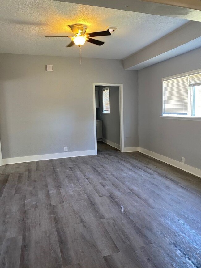 Foto del edificio - 1409 9th St