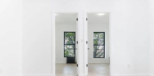 Foto del edificio - 4422 3rd Ave