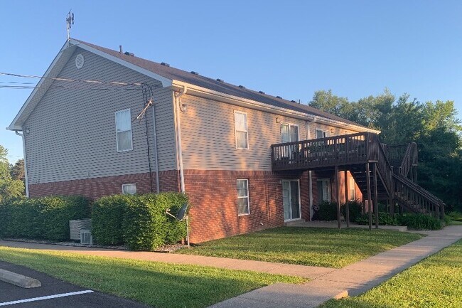 Vista lateral - 3982 Shepherdsville Rd