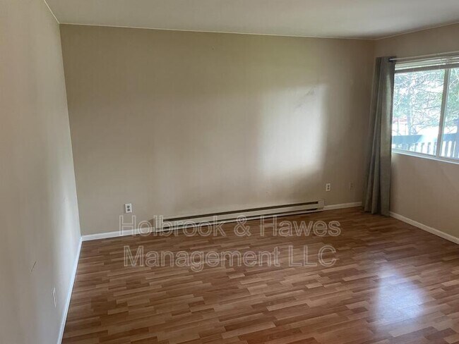 Building Photo - 4531 Boardwalk Dr