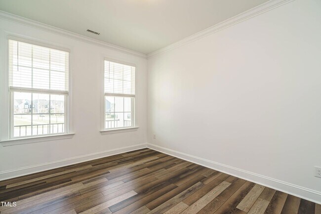 Foto del edificio - 5201 Influence Way