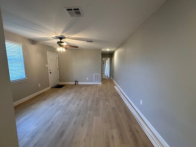 Foto del edificio - 109 Vine St