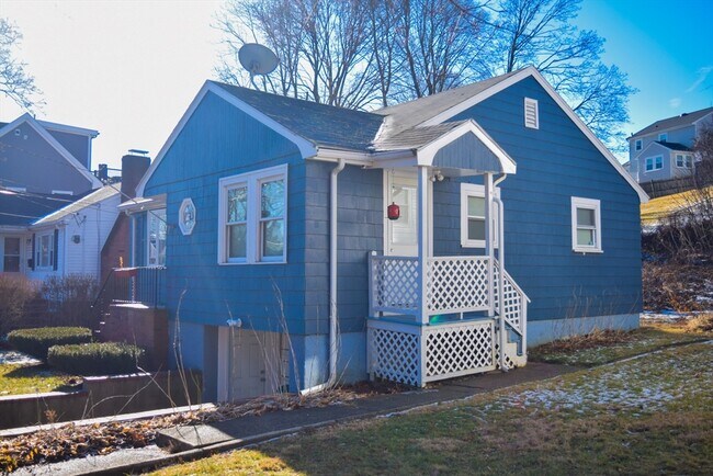 Foto del edificio - 77 Maryknoll St