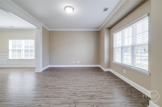 Building Photo - 225 Beckley Dr