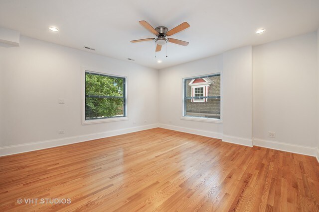 Foto del edificio - 5118 S Cornell Ave