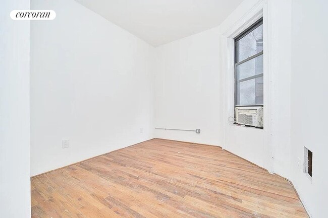 Building Photo - 1838 7th Ave