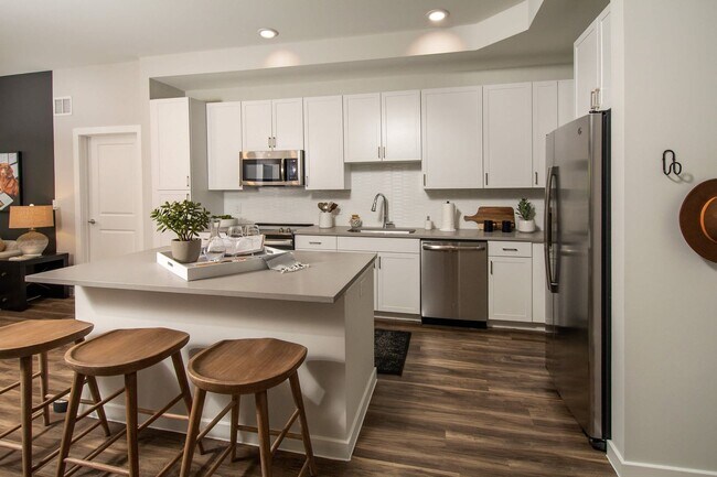 Interior Photo - Axel Brewers Hill