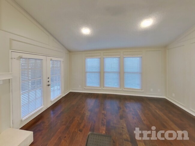 Foto del edificio - 3427 Waterview Trail