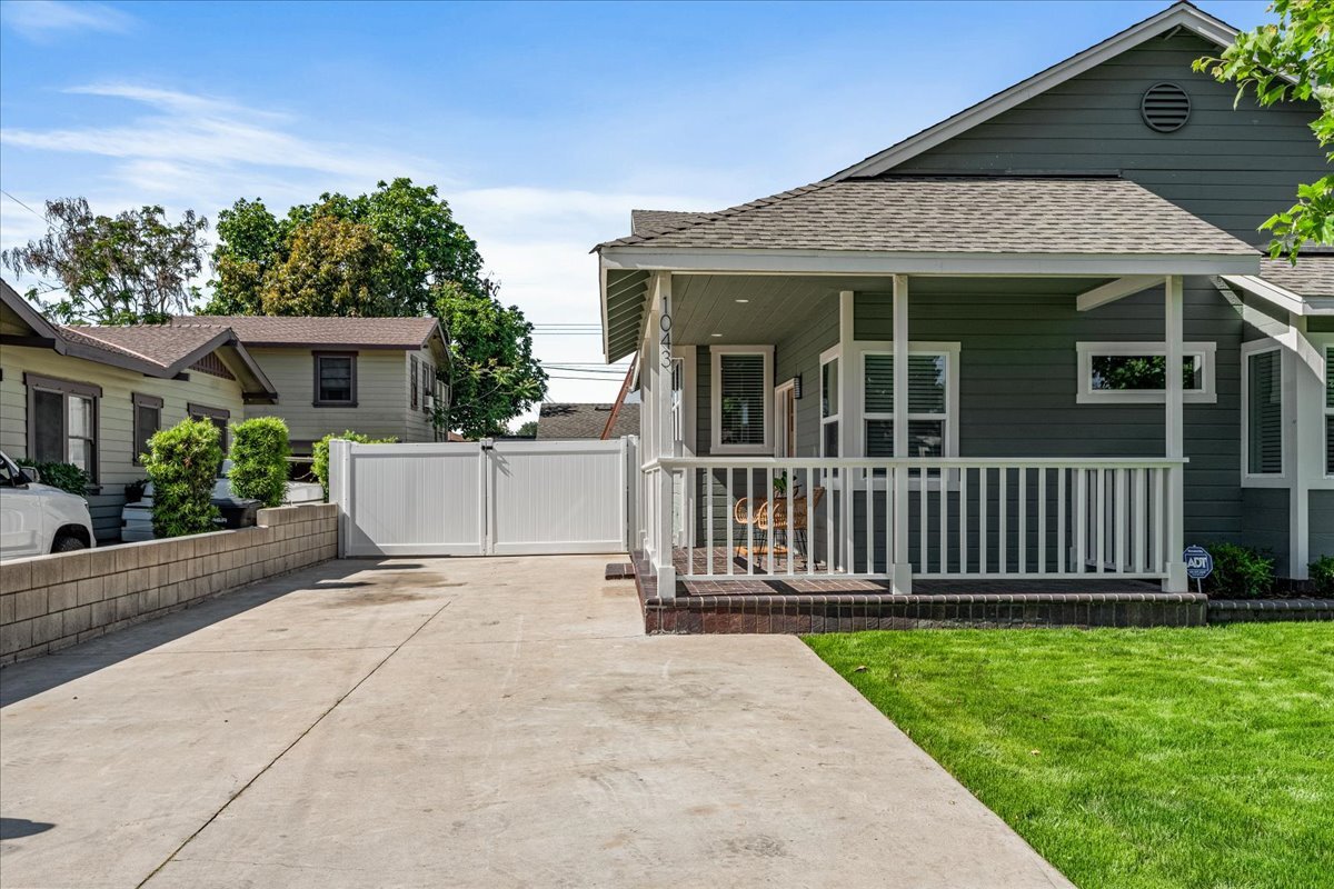 Foto principal - 1043 E Palmyra Ave