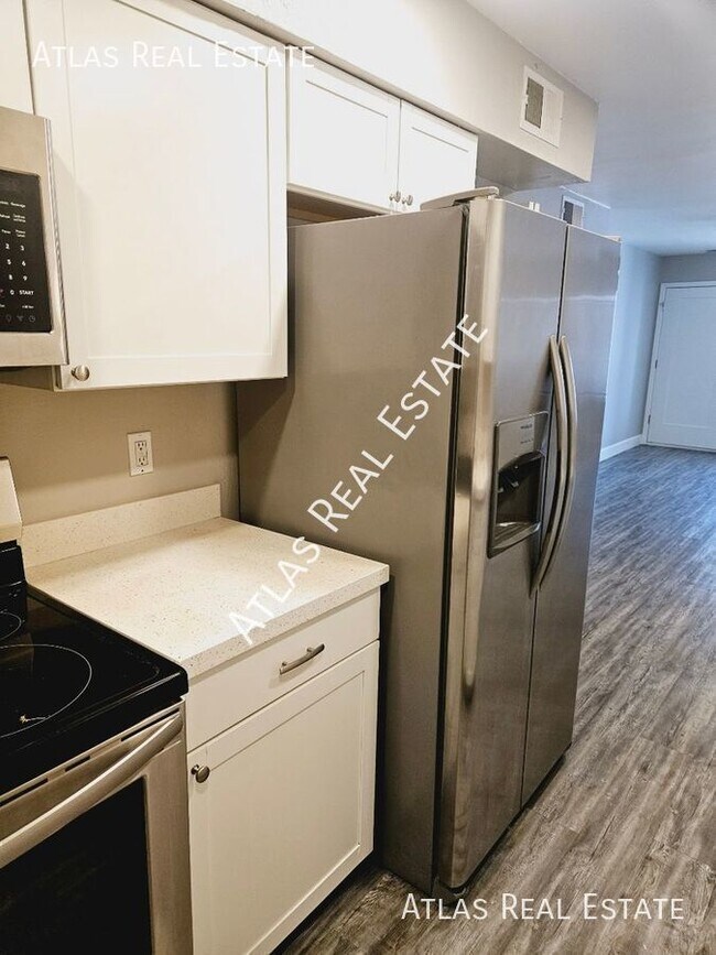 Building Photo - Beautifully renovated 2 bedroom in Mesa! O...