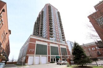 Building Photo - 1717 S Prairie Ave