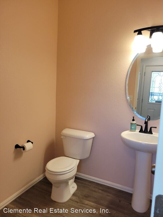 Building Photo - 3 br, 2.5 bath House - 4760 Kerry Lynn View