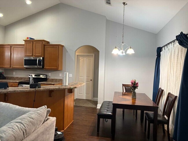 Foto del edificio - 148 Crab Apple Ave