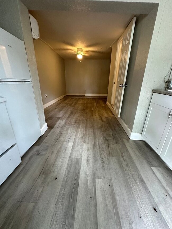 Foto del edificio - 2115 Henry St NE