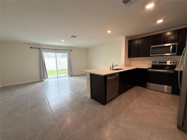 Building Photo - 6670 SW 81st Lp