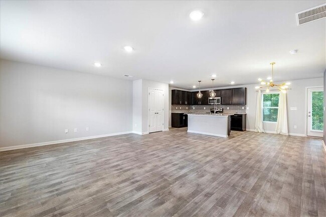 Foto del edificio - 6426 Beaver Creek Trl
