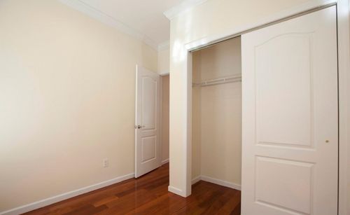 Building Photo - 335 3rd Ave