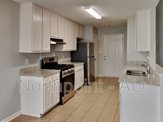 Building Photo - 4694 Heath Ter