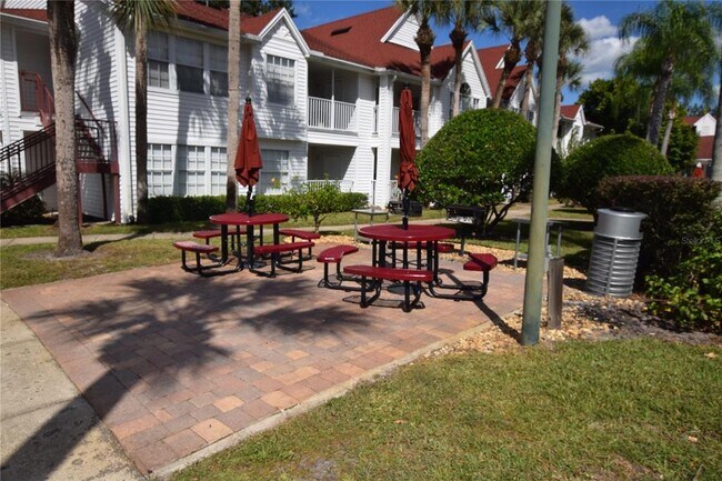 Building Photo - 11594 Westwood Blvd