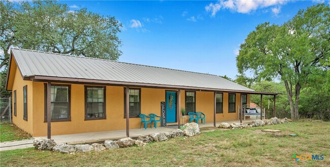Building Photo - 818 Fawn River Dr