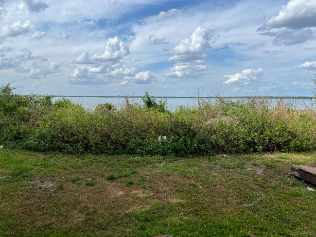 Foto del edificio - 1601 S Lake Reedy Blvd