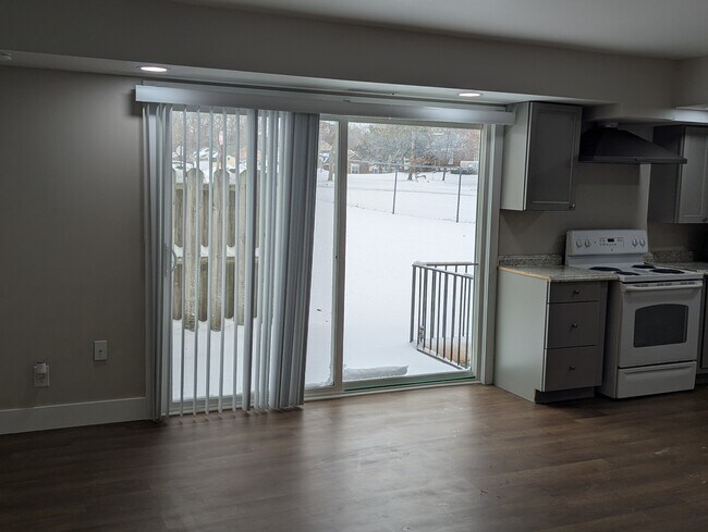 Foto del edificio - 3403 Kenbrooke Ct