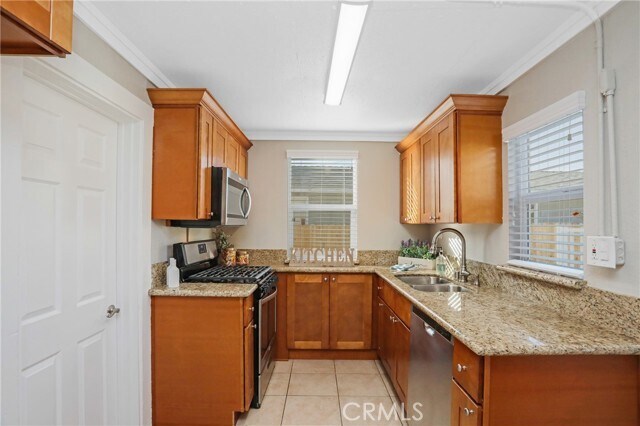 Building Photo - 940 Gonzales St