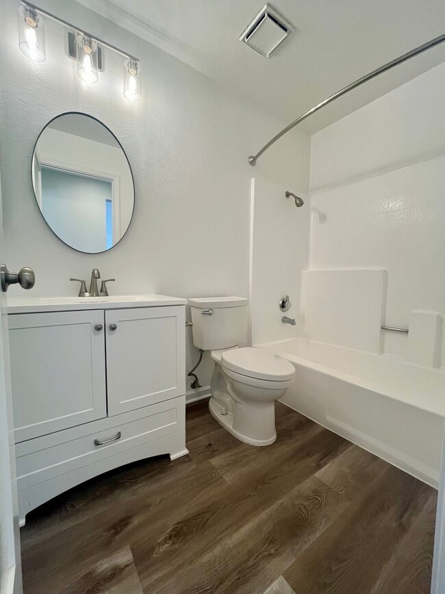 Building Photo - Parkview Apartments