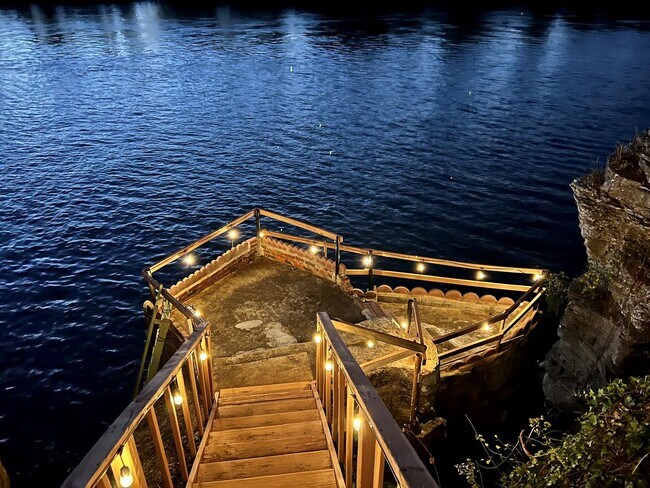 Foto del edificio - 6620 Upton Ln