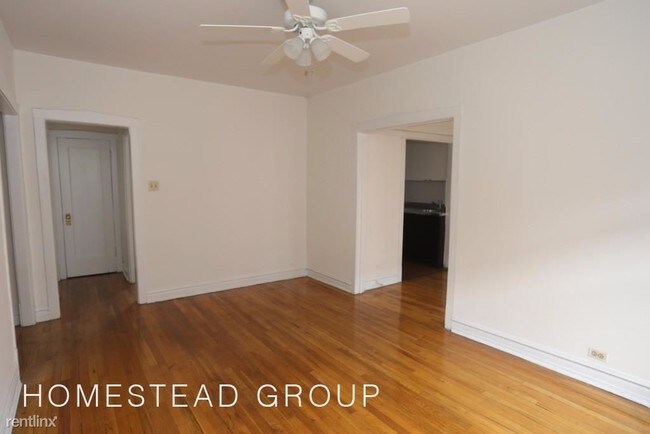 Building Photo - 642 W Cornelia Ave