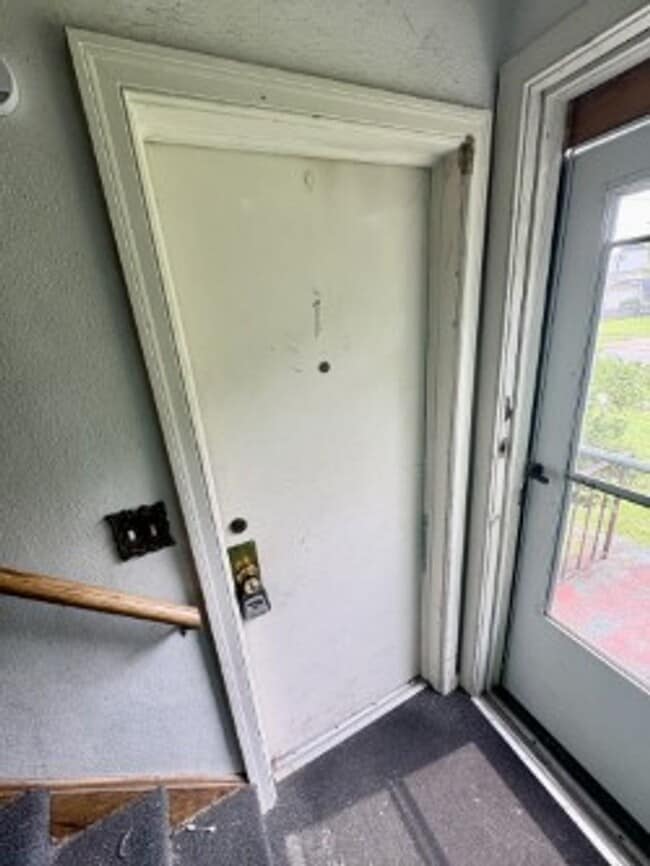 Photo - CAS7709#-MW Apartment