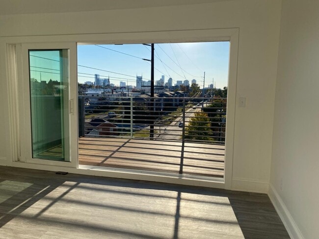 Photo - 102 Neill Ave Townhome