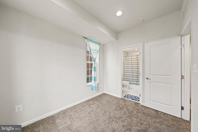 Building Photo - 7470 Singers Way
