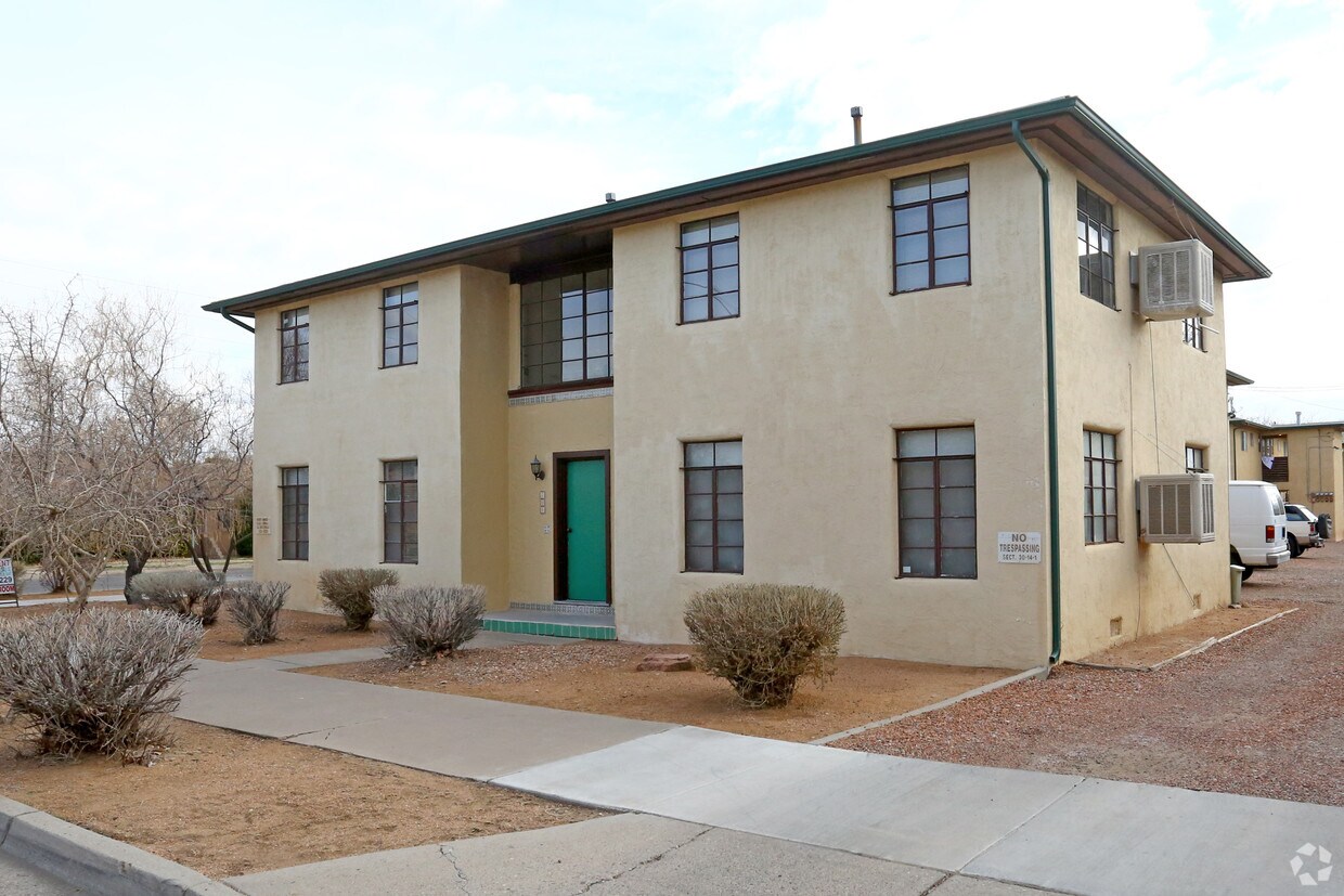 Foto principal - 504 14th St SW