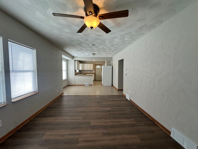 Foto del edificio - Three Bedroom Home in Battle Creek