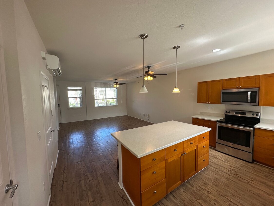 Foto principal - 540 Manawai St