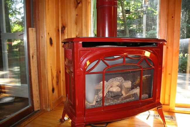 Building Photo - 4168 Lake Shore Dr