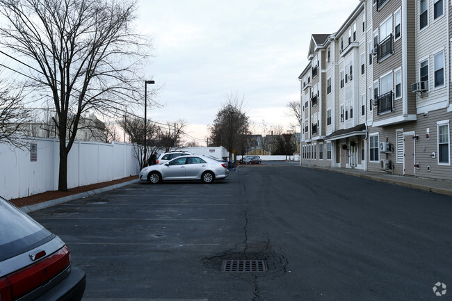 Building Photo - Kent Street Apartments