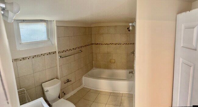 Bathro - 338 E Belvedere Ave