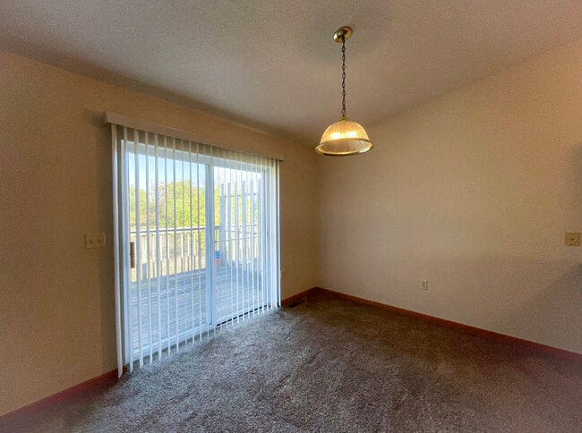 Building Photo - 320 Scheidler Rd