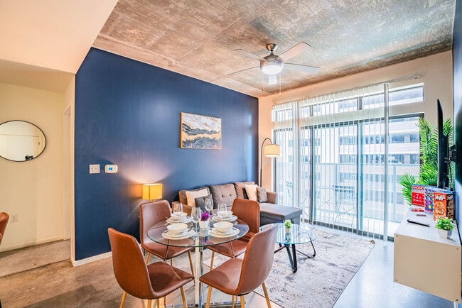 Foto del edificio - 888 N 4th St