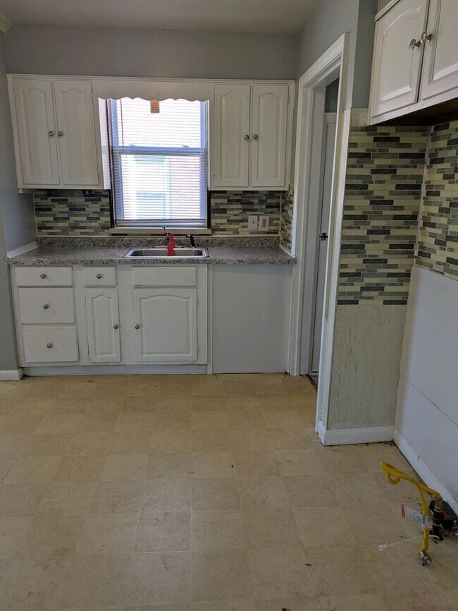 Building Photo - 10758 Marne St