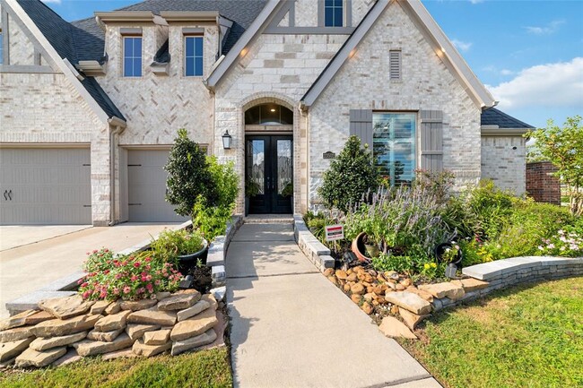 Building Photo - 23502 Verge Sims Dr