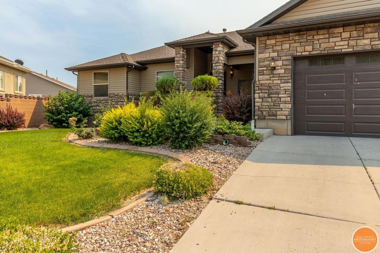 Primary Photo - Charming home