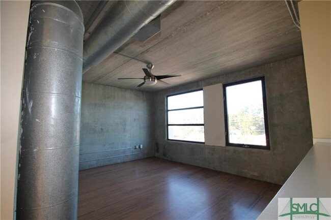 Foto del edificio - 2412 De Soto Ave