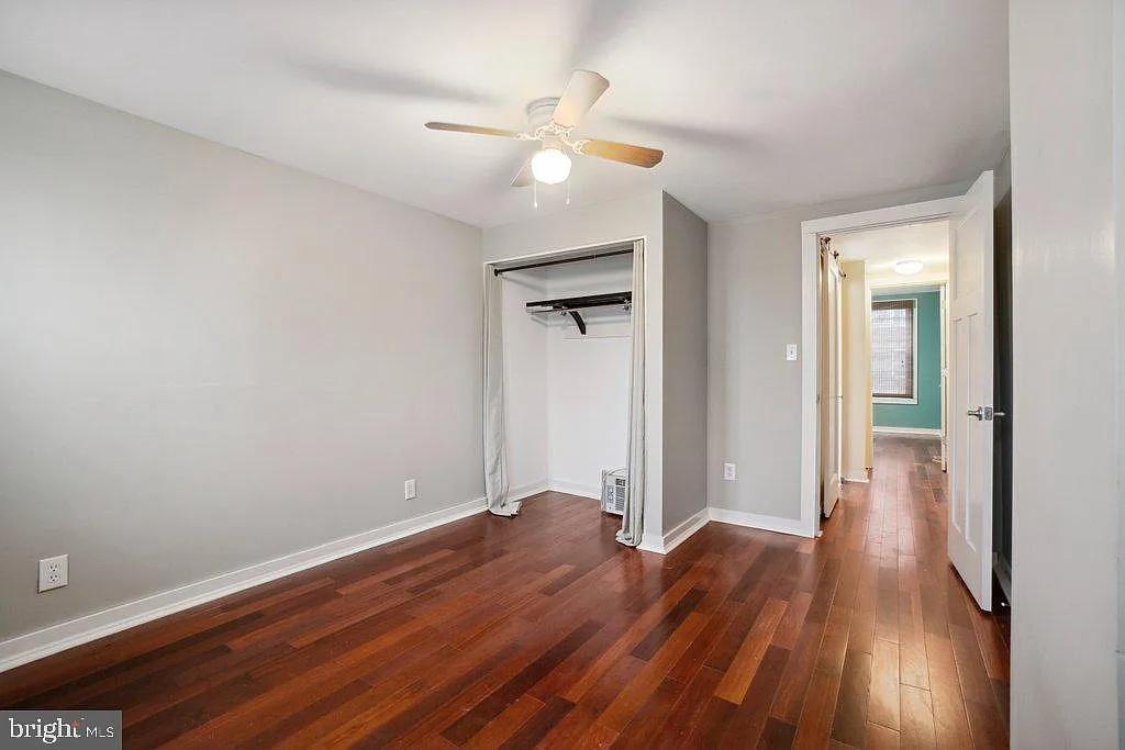 Foto principal - 322 W 28th St