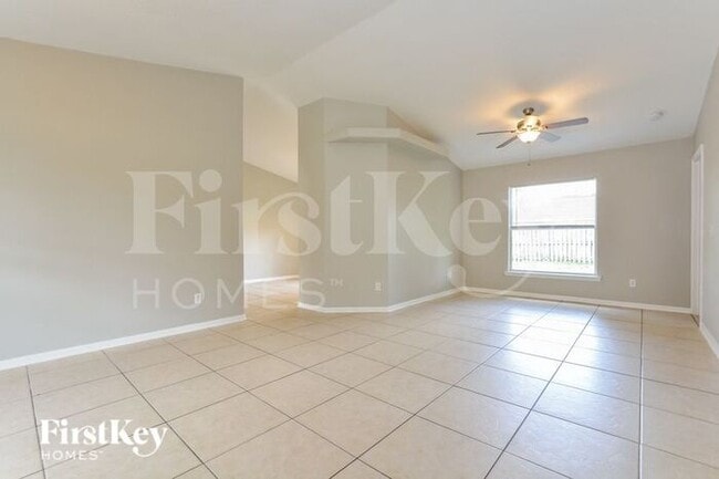 Building Photo - 506 Kingfisher Dr