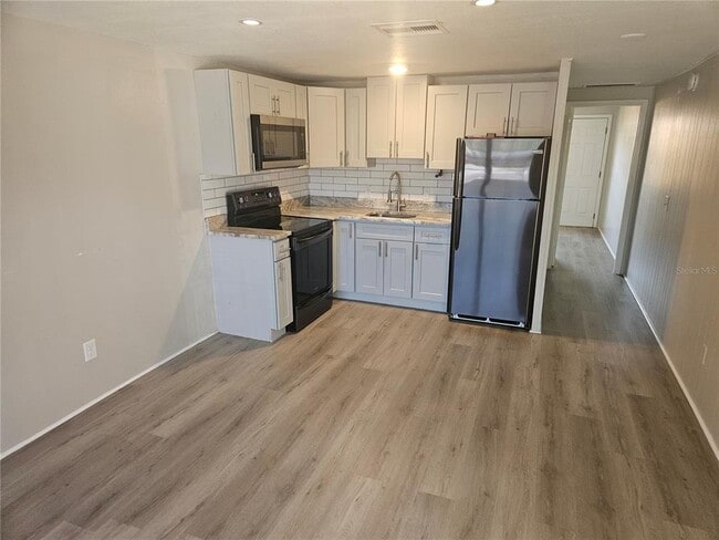 Building Photo - 612 Dogwood Ct